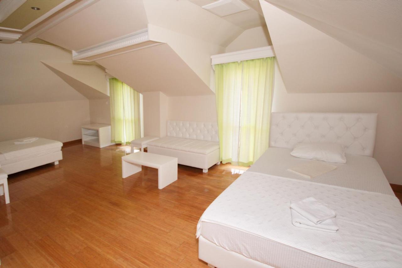 Hotel RR Herceg Novi Exterior foto