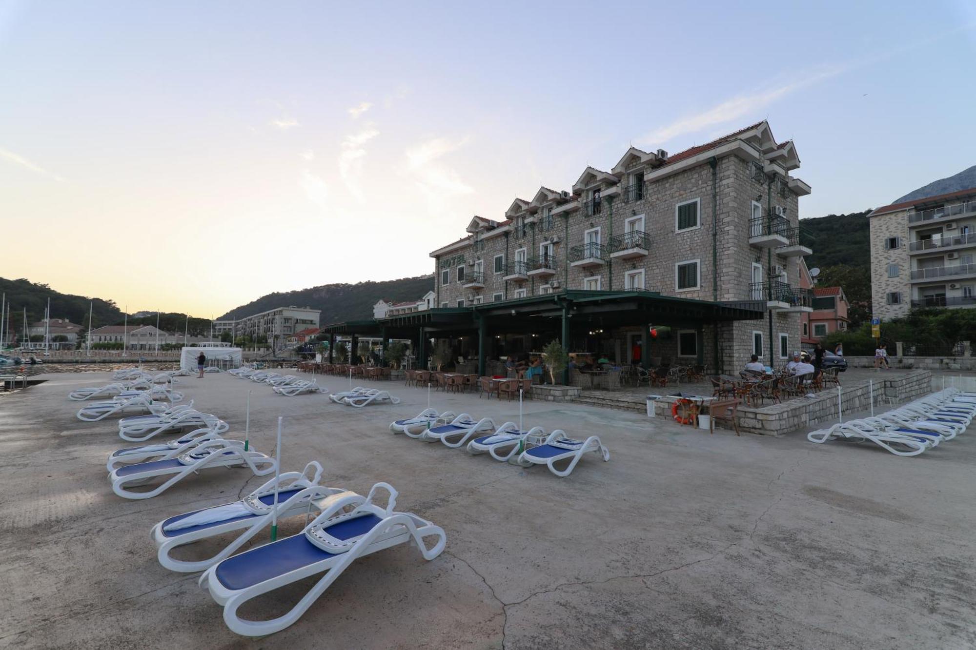 Hotel RR Herceg Novi Exterior foto