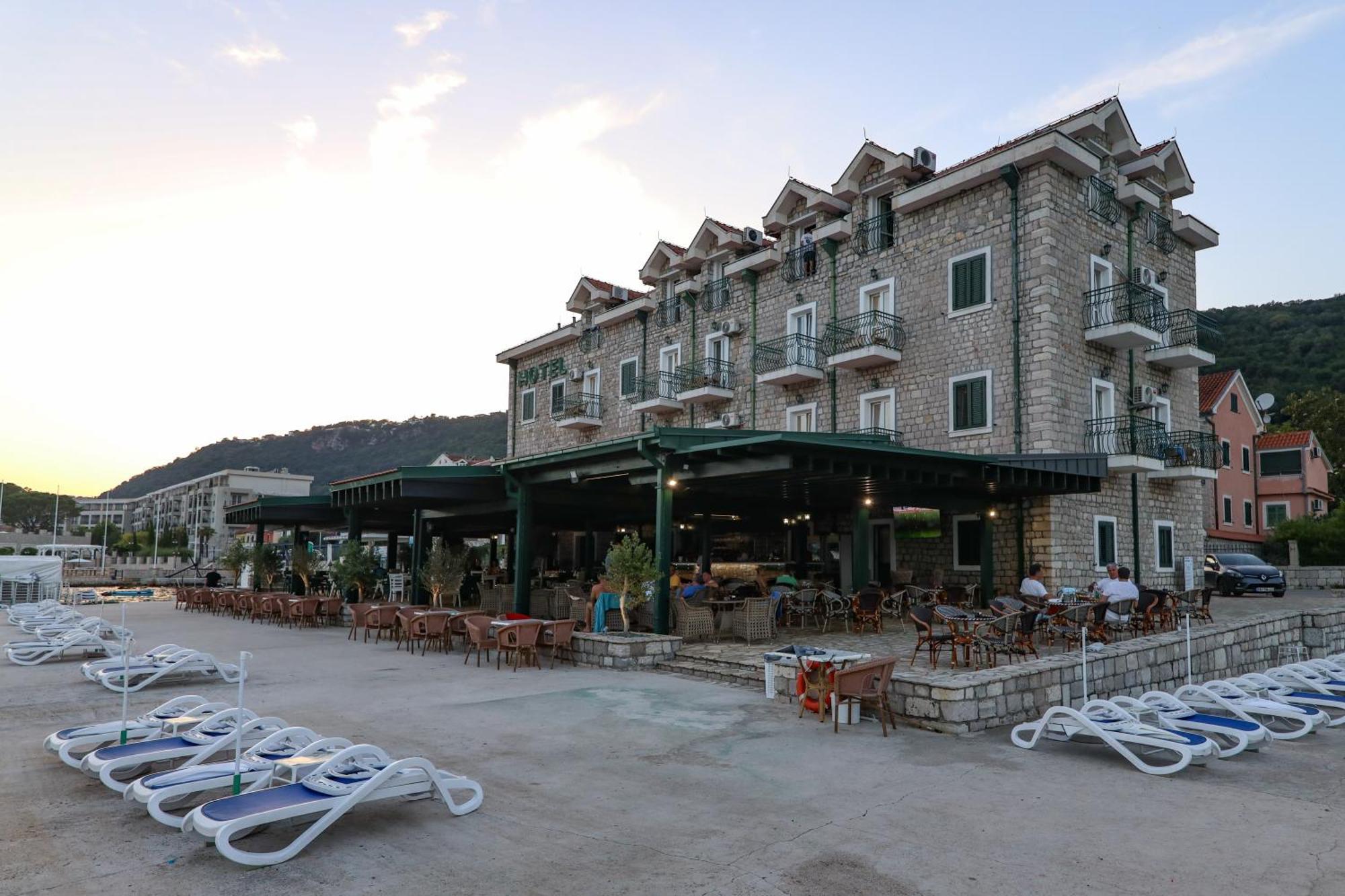 Hotel RR Herceg Novi Exterior foto
